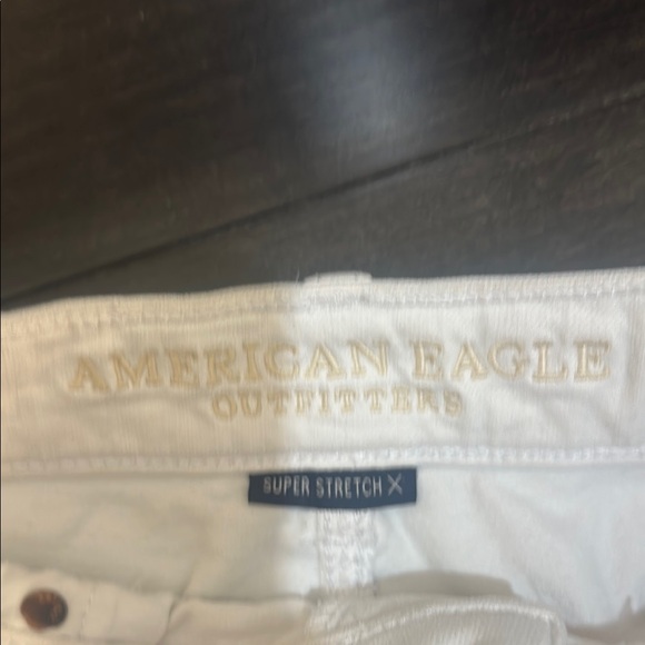 American Eagle Outfitters White Distressed Jean Shorts - Picture 2 of 2